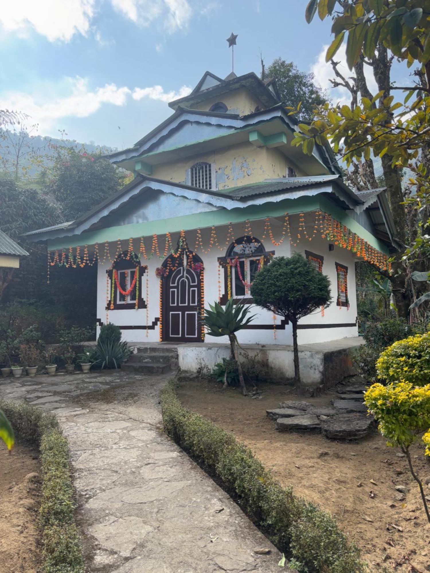 Odyssey'S Darap Eco Retreat Apartment Pelling Exterior photo