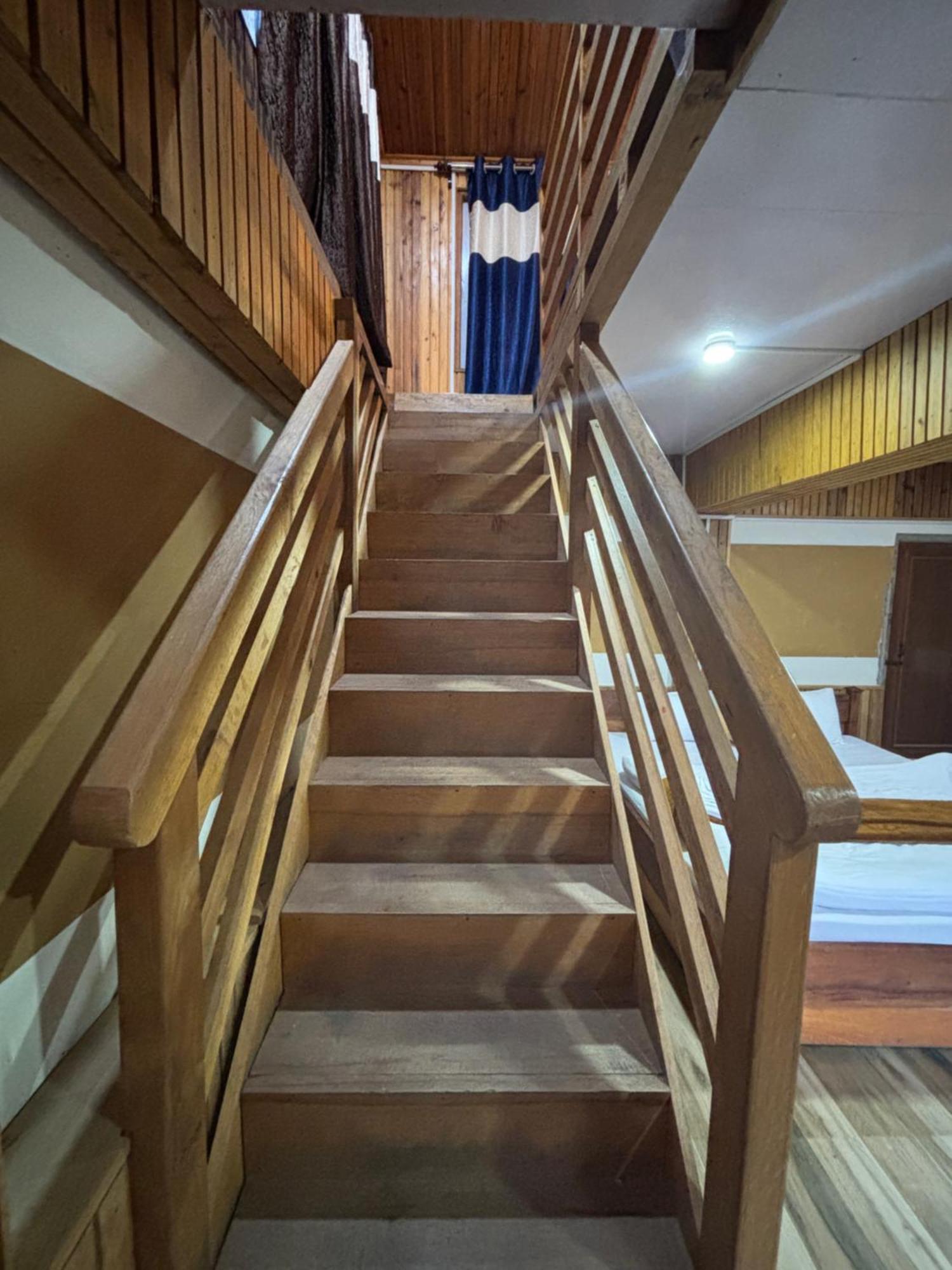 Odyssey'S Darap Eco Retreat Apartment Pelling Exterior photo